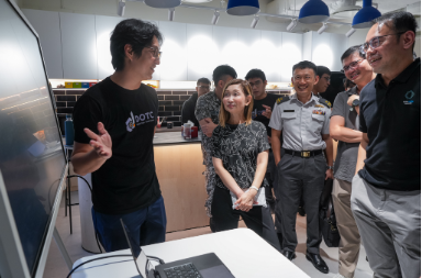 CPT (NS) Liang Yuanruo presenting SpaceScanner at BuildTogether